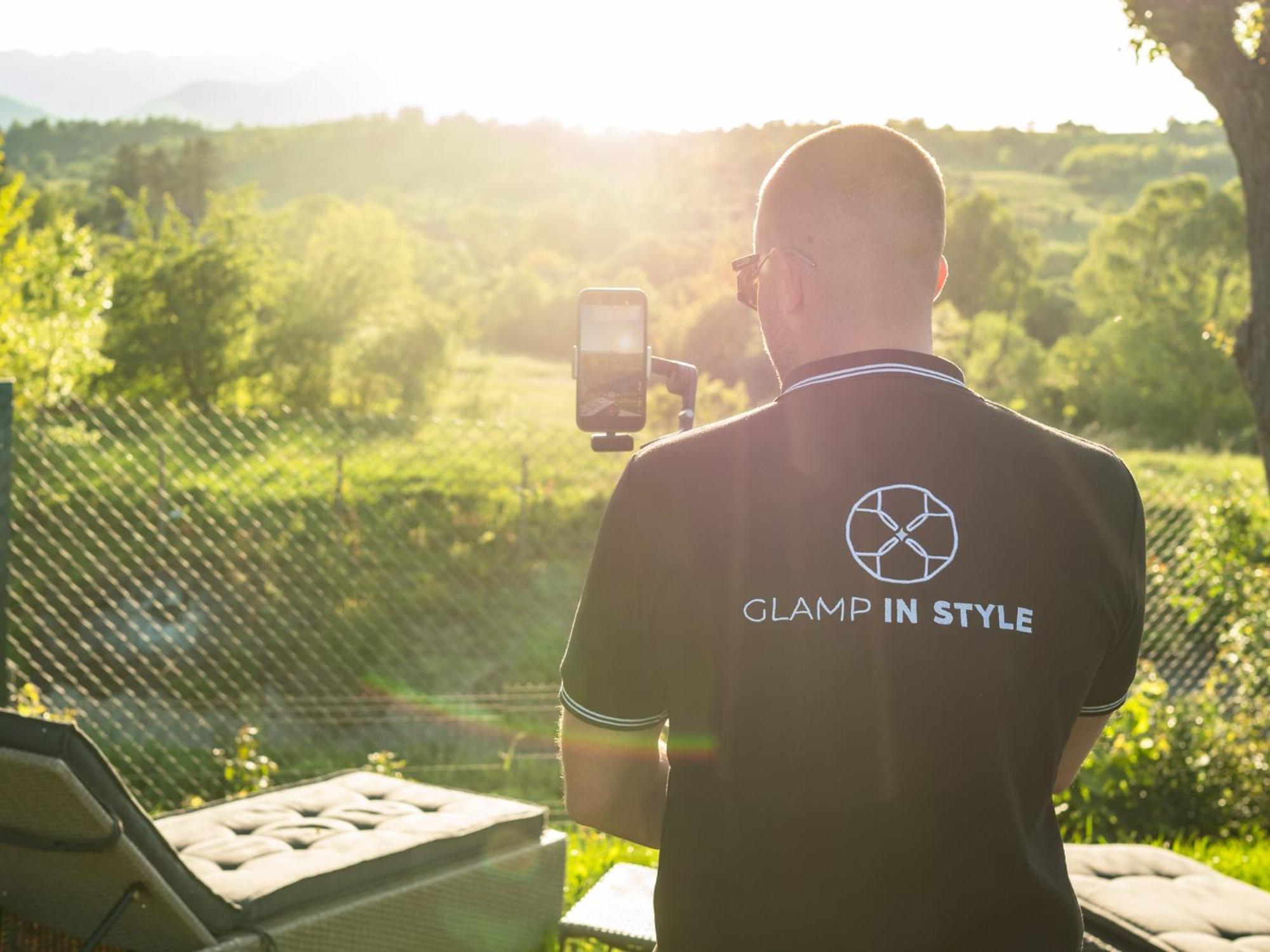 Glamp In Style Pods Resort Bran  Exteriér fotografie
