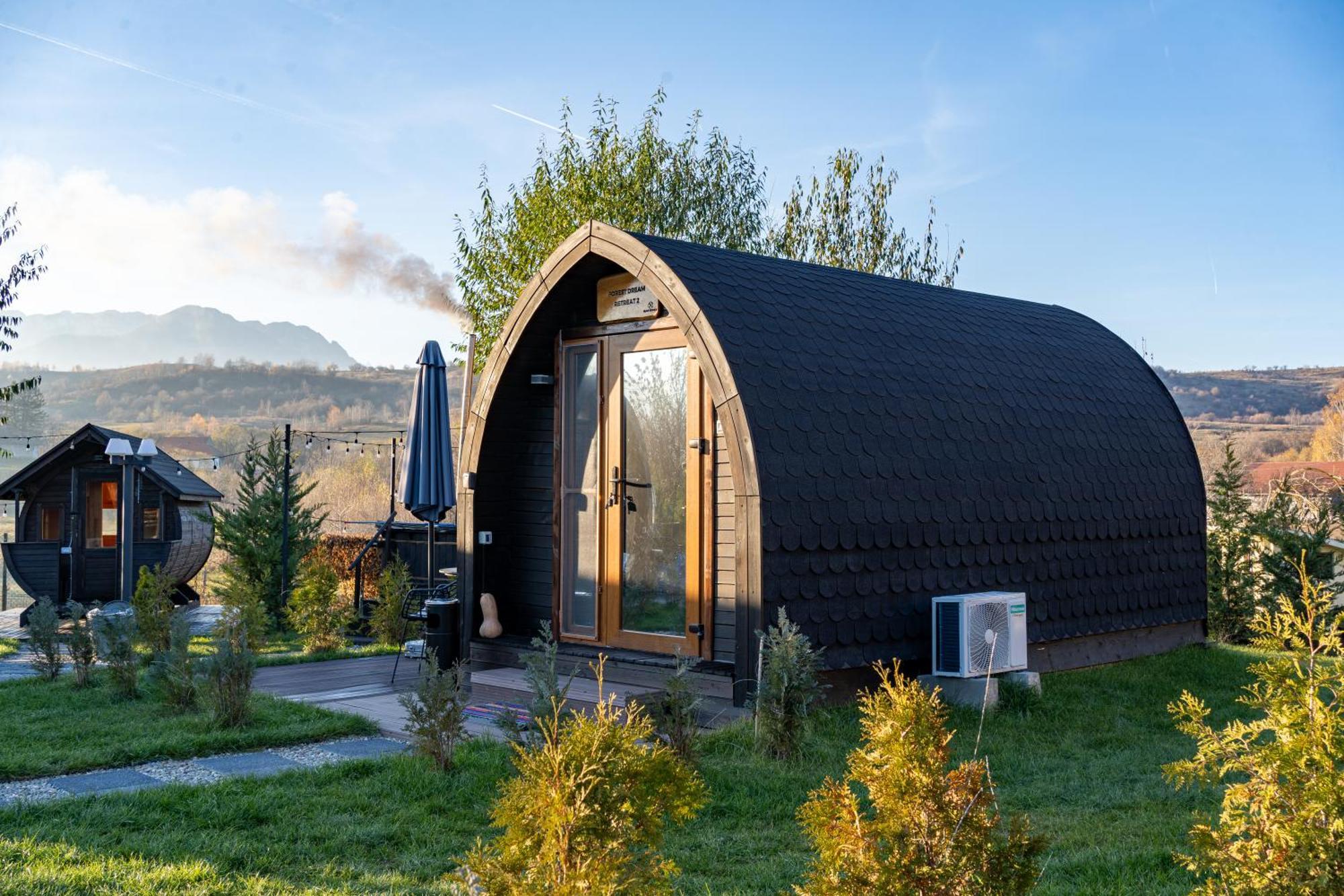 Glamp In Style Pods Resort Bran  Exteriér fotografie