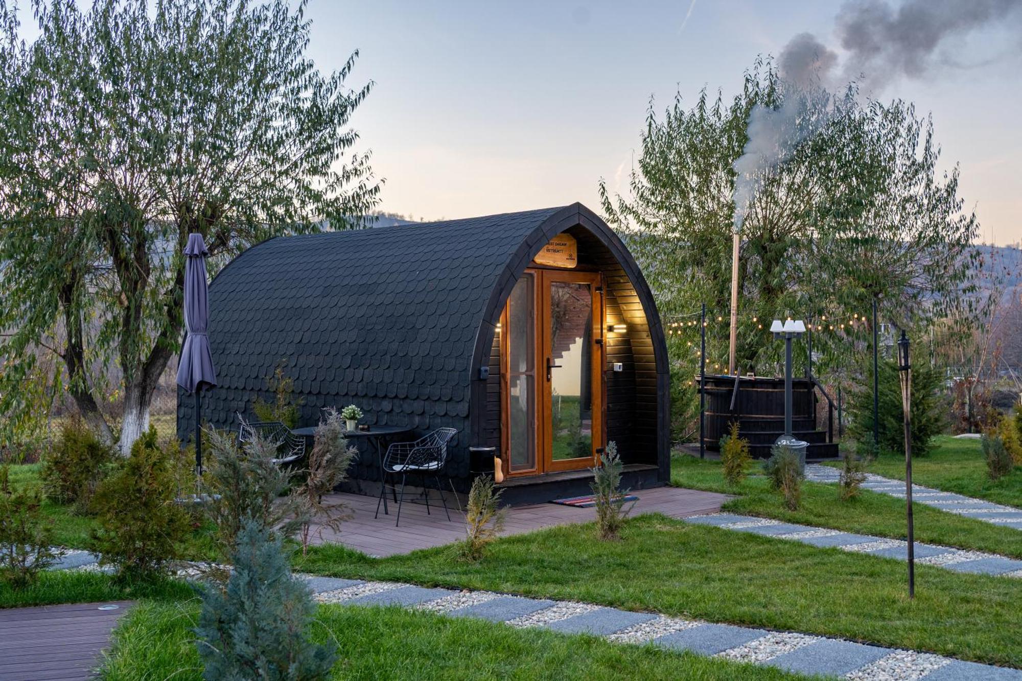 Glamp In Style Pods Resort Bran  Exteriér fotografie