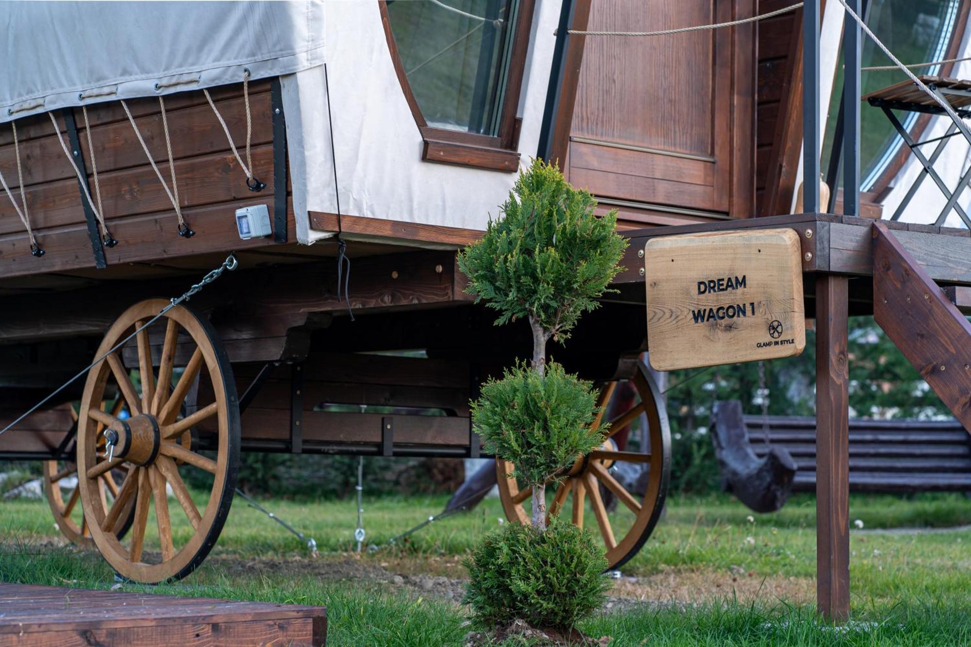 Glamp In Style Pods Resort Bran  Exteriér fotografie