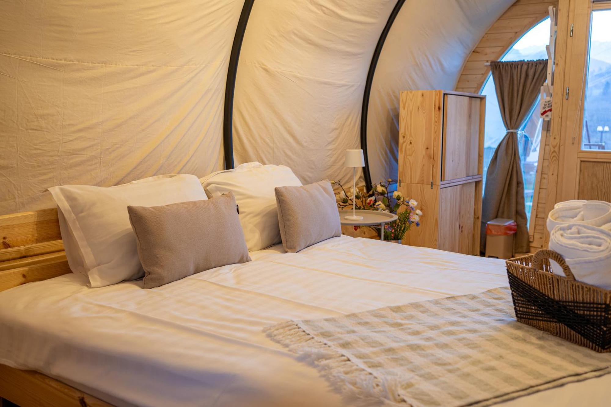 Glamp In Style Pods Resort Bran  Exteriér fotografie